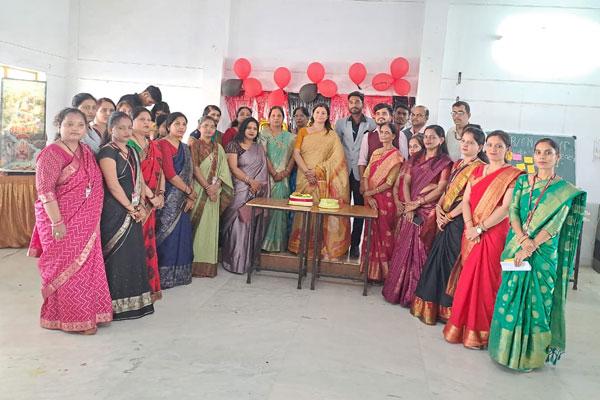 Teachers day was celebrated with great enthusiasm at Maharishi Vidya Mandir Vijay Nagar, Jabalpur .